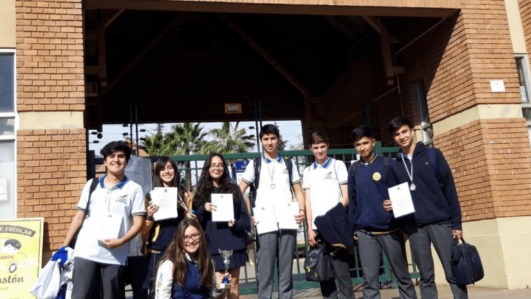 Colegio Pumahue (Región Metropolitana)