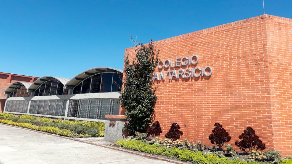 59 años colegio san tarsicio