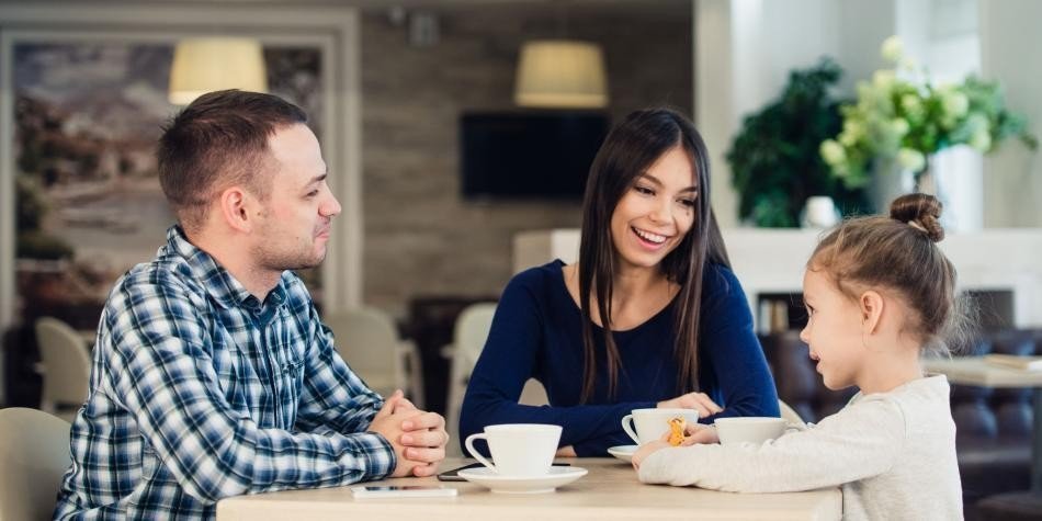 la nueva pareja de papá o mamá