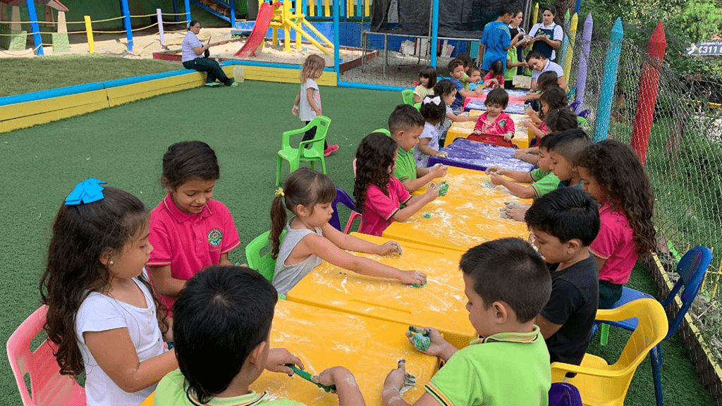 d6bfd81d 9925 4af5 b80c ffa260e3b206