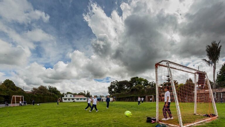 Descubre por qué el Gimnasio Inglés Campestre forma parte de Los Mejores Colegios