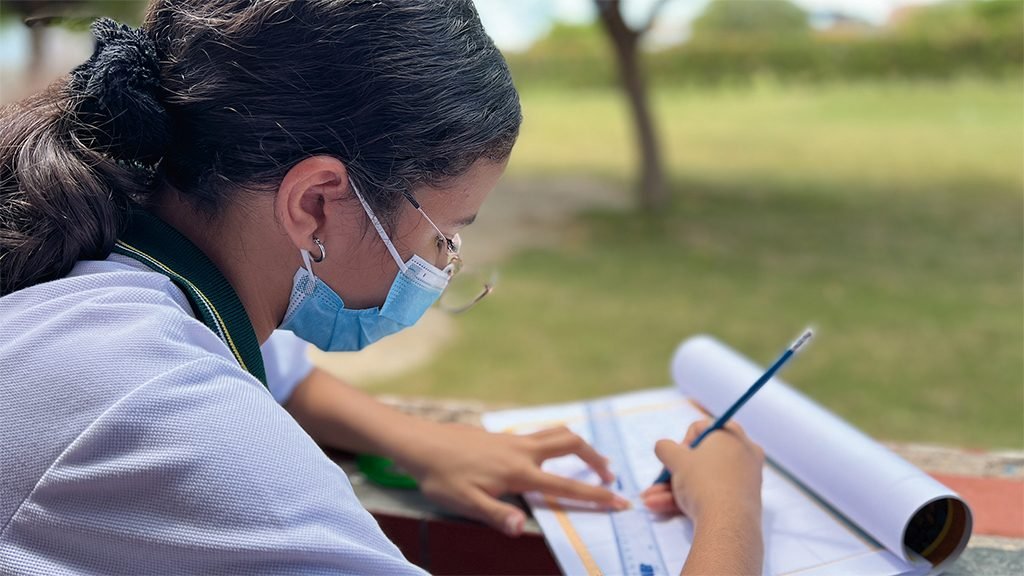 Colegio Sara Deluque Panaflet (Riohacha)