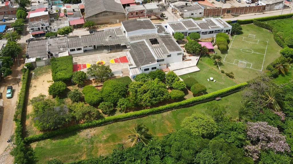 Colegio Sara Deluque Panaflet (Riohacha)