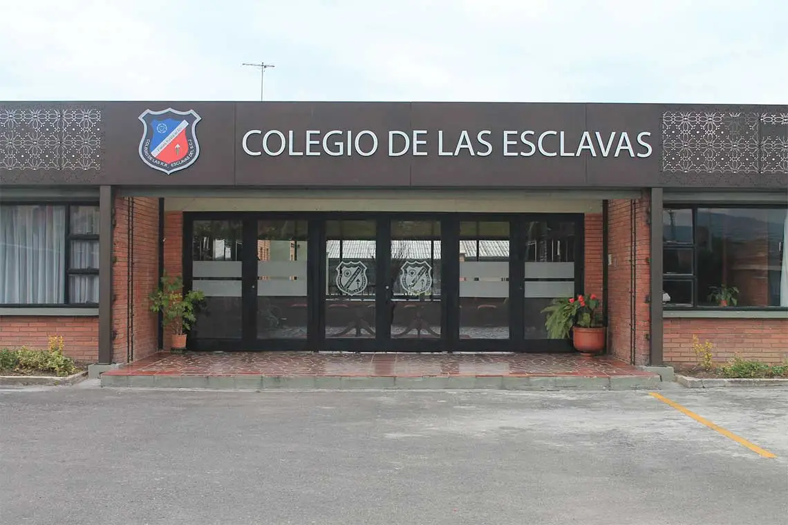 Colegio de las R.R.Esclavas del Sagrado Corazón de Jesús