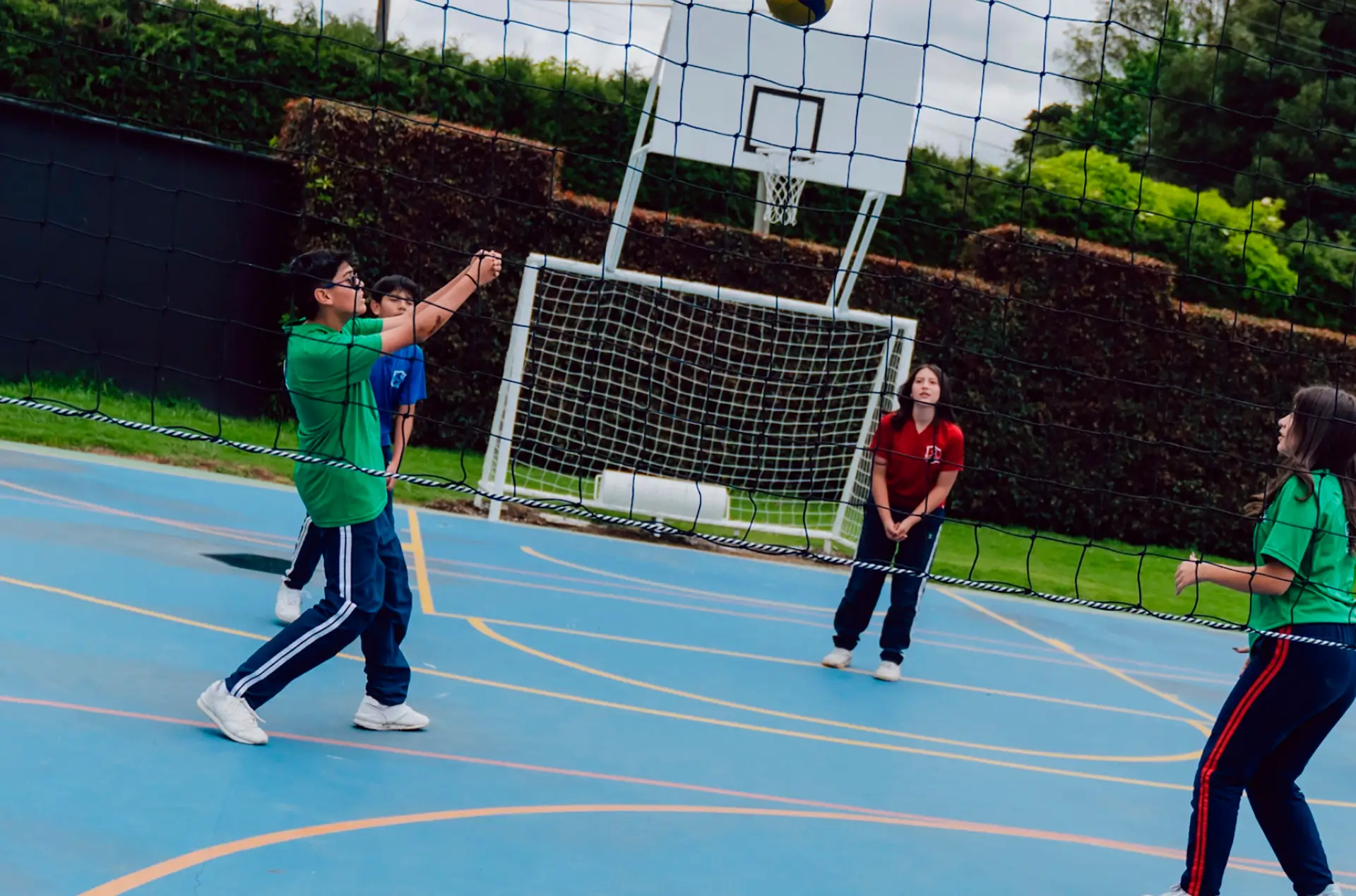 Colegio Bilingüe Internacional Gimnasio Campestre Reino Británico (Tenjo)