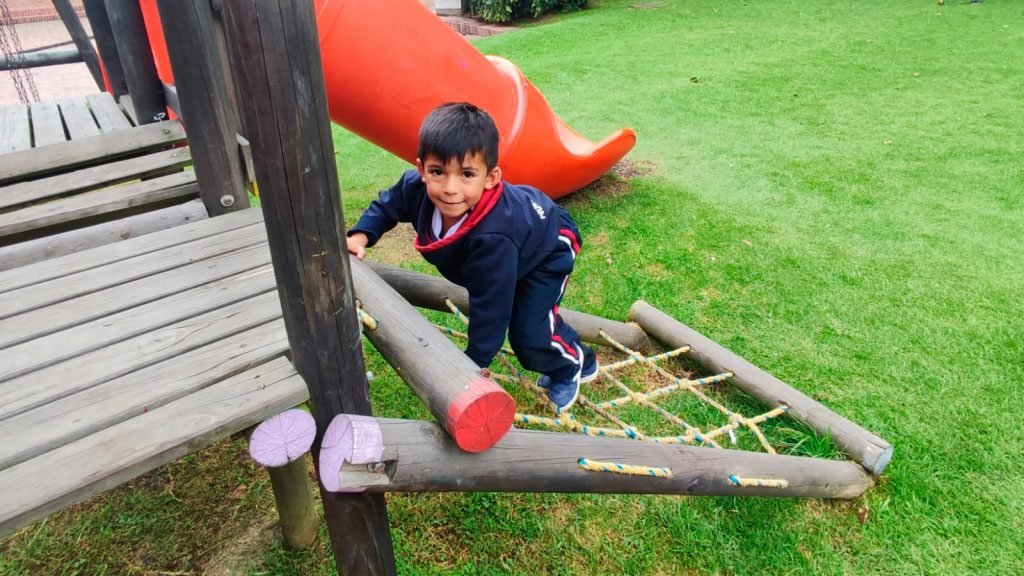 Gimnasio Nueva Escocia (Chía)