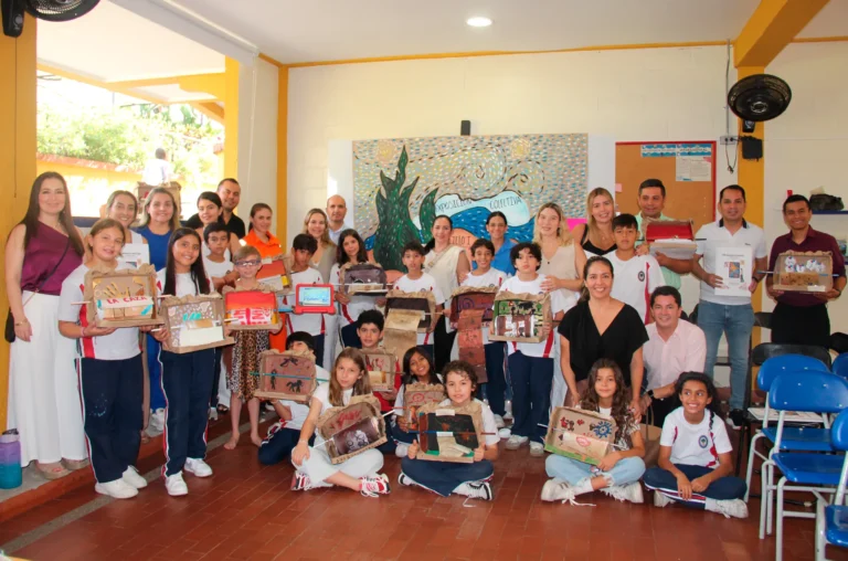 The Colombus American School (Rivera)