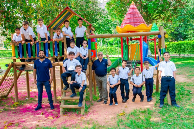 Home - Los Mejores Colegios en Colombia 33 Colegio Aspaen Saucará (Piedecuesta)