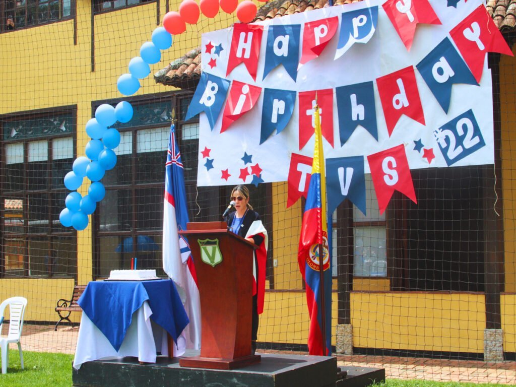Cumpleanos 22 the victoria school 1
