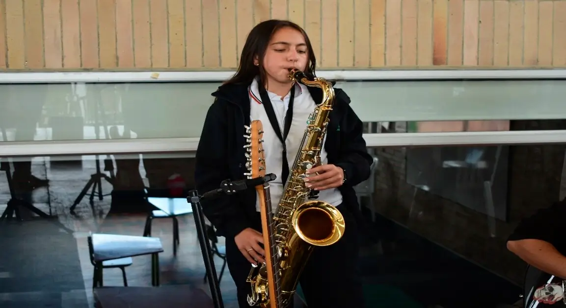 (INTERNA)-Importancia-de-la-musica-gicei