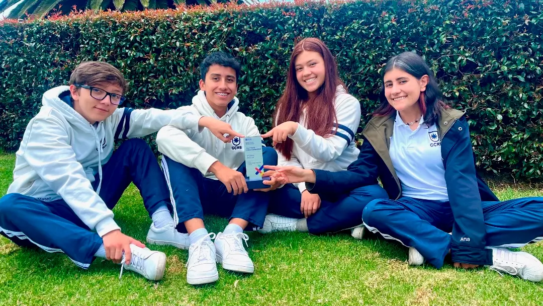 (INTERNA)-Proyecto-hope-gimnasio- campestre-reino-británico-bilingüe-internacional-tenjo