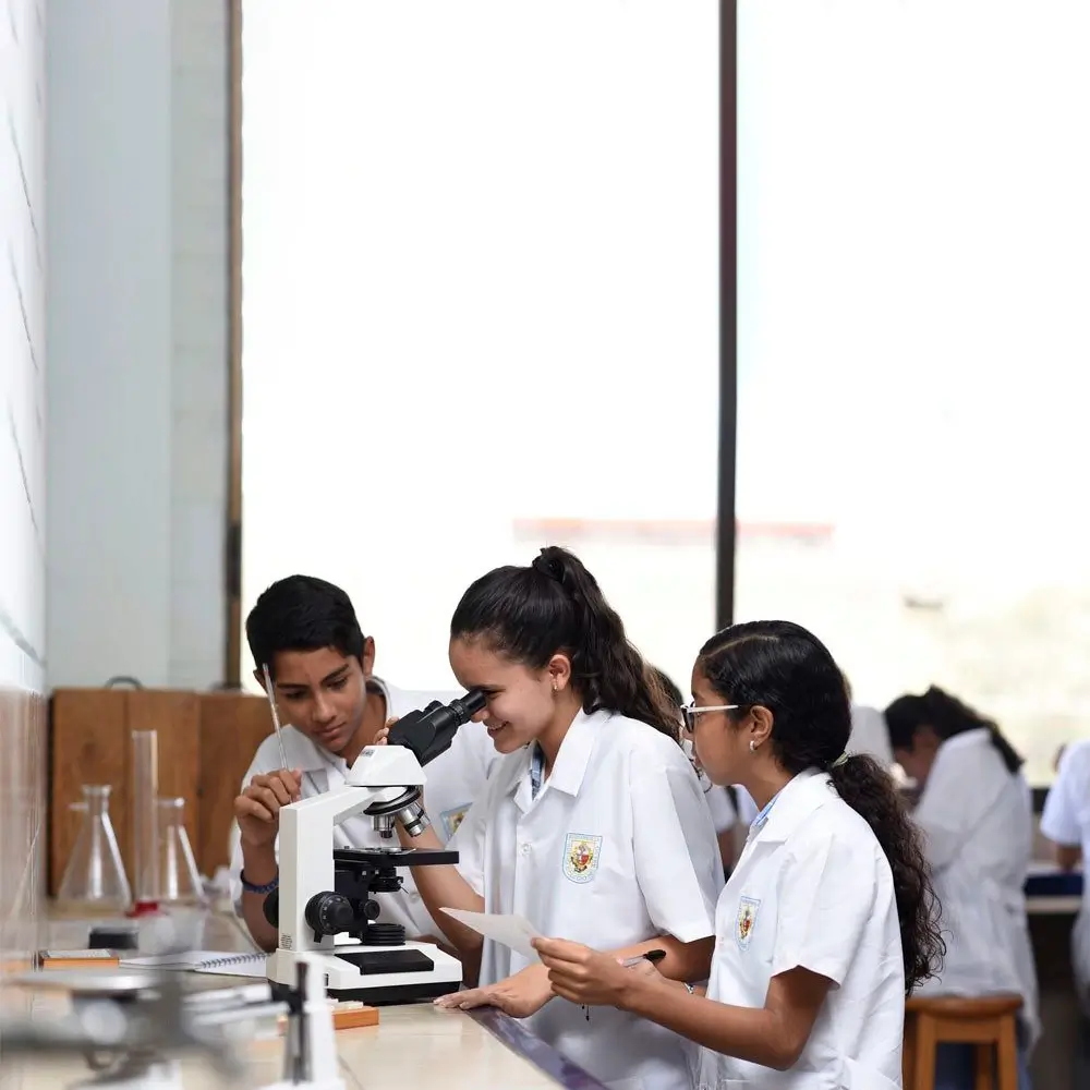 certificación great place to study del nuevo colegio del prado