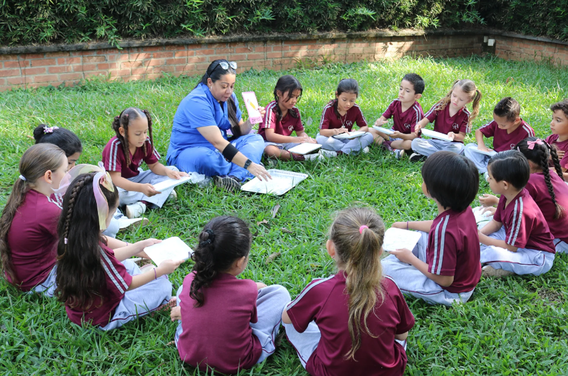 (CARRUSEL)-1-English-day-anglo-americano