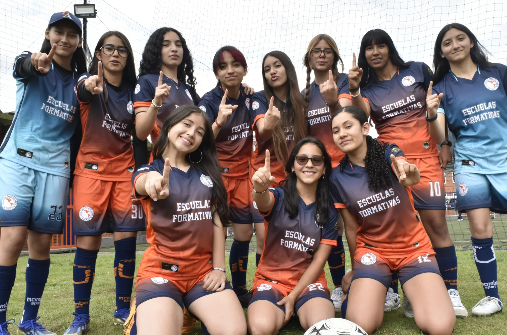 (CARRUSEL)-2-Uniformes-futbol-americano-bogota
