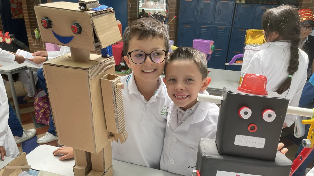 (CARRUSEL)-2-bilinguismo-evergreen