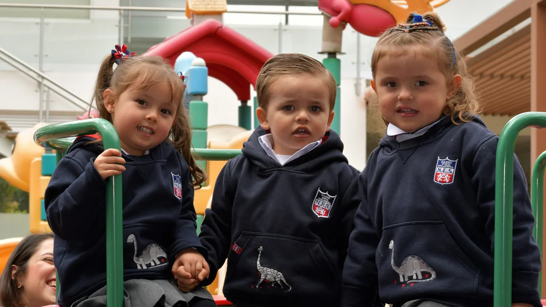 (INTERIOR)-Colegio-nueva-inglaterra-protegiendo-sonrisas