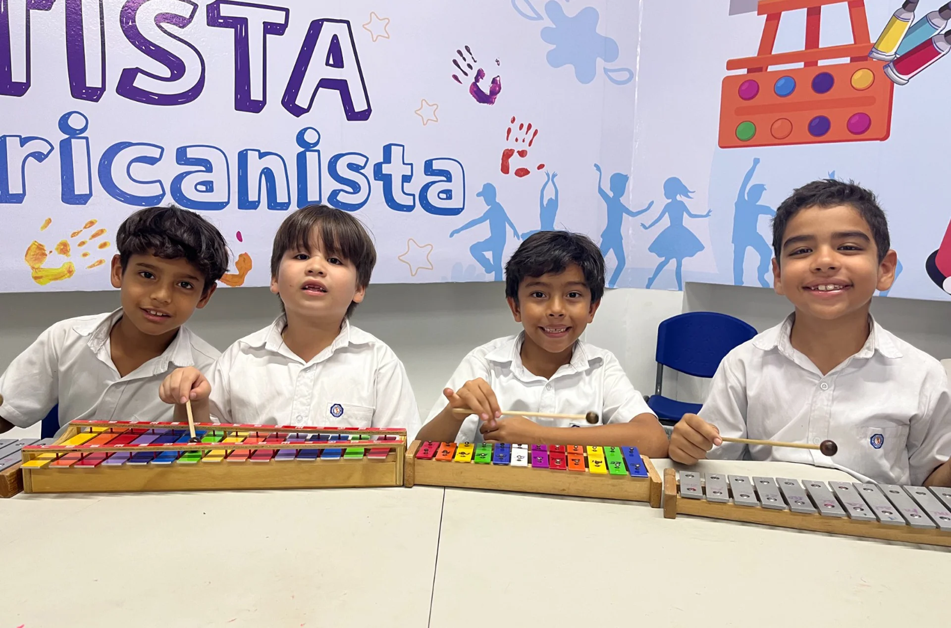 (CARRUSEL)-2-Salon-arte-americano-barranquilla