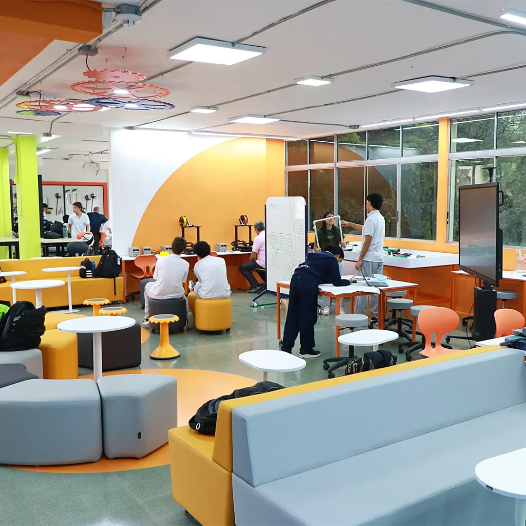 Aulas maker en el Colegio San Ignacio de Loyola de Medellín 1 Aulas maker