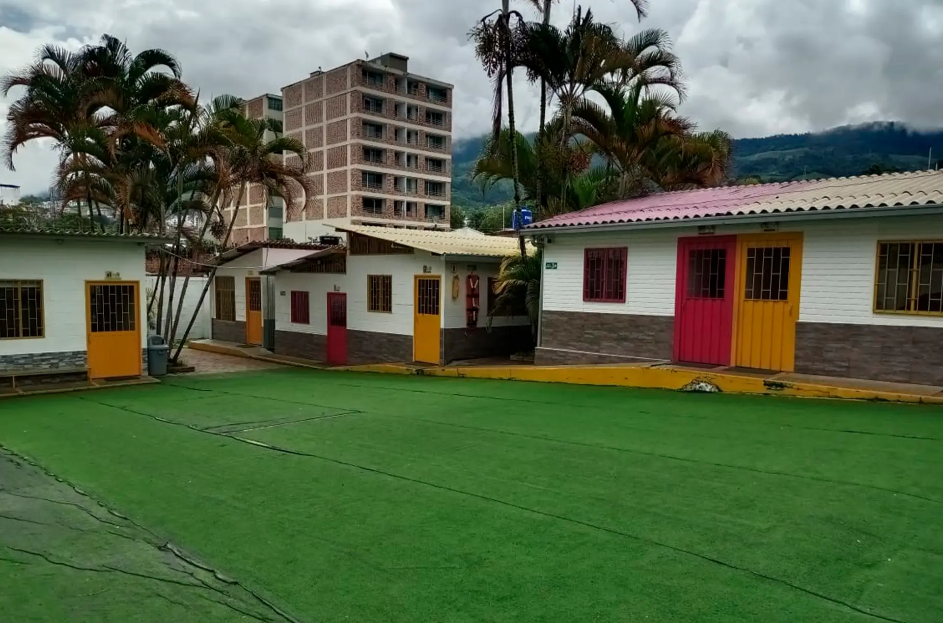 Liceo Miguel de Cervantes Saavedra (Fusagasugá)