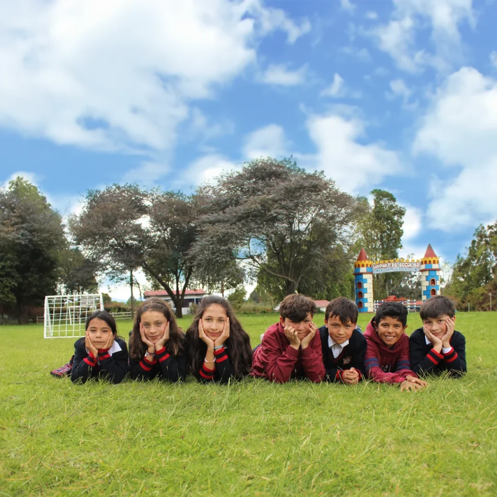 Bienvenido Colegio Miguel Antonio Caro de Bogotá a Los Mejores Colegios 2 PORTADA Bienvenida miguel antonio