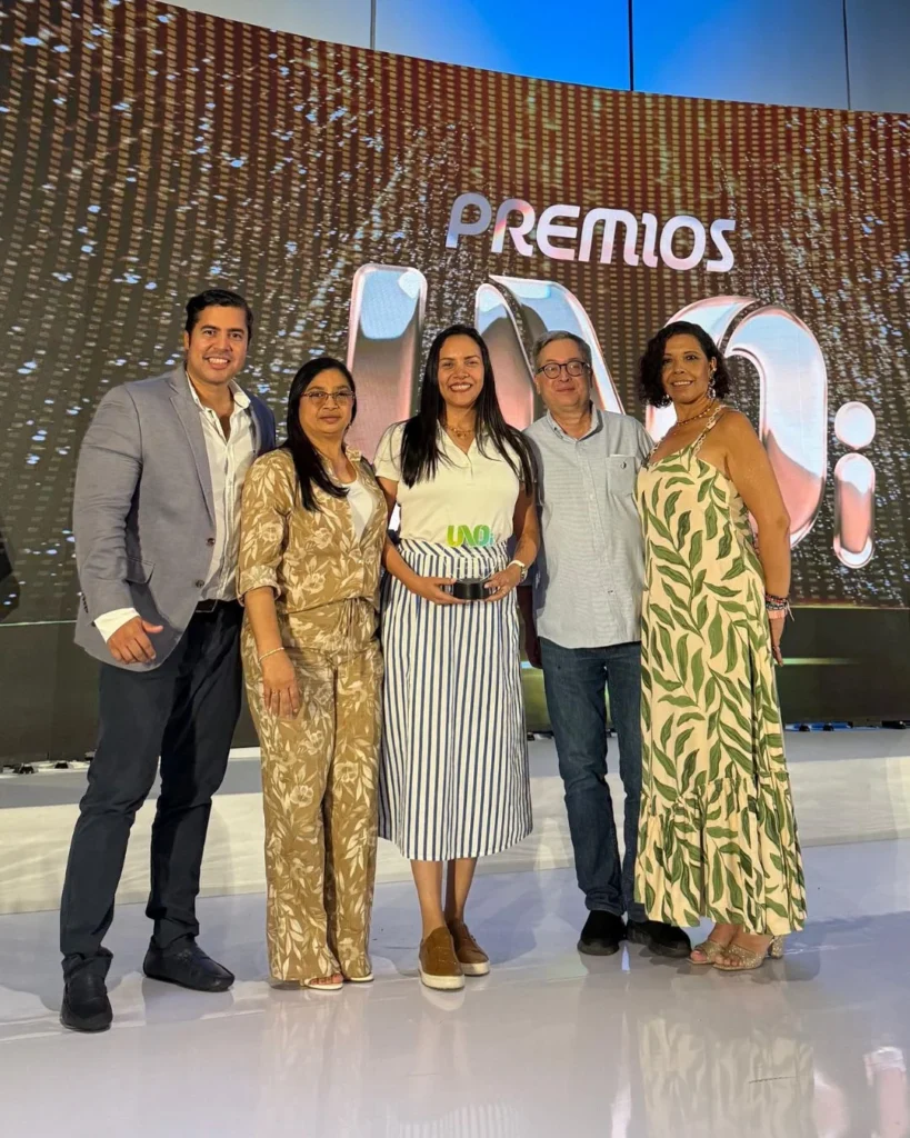 Colegio Americano de Barranquilla: colegio fundador de UNOi 1 colegio americano de barranquilla colegio fundador unoi 1