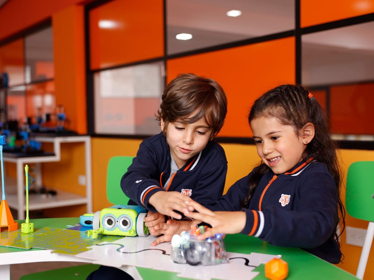 Colegio Terranova (Quito)