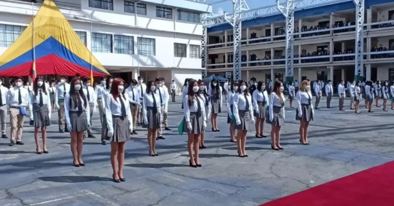 Unidad Educativa Sagrados Corazones De Rumipamba (Quito)