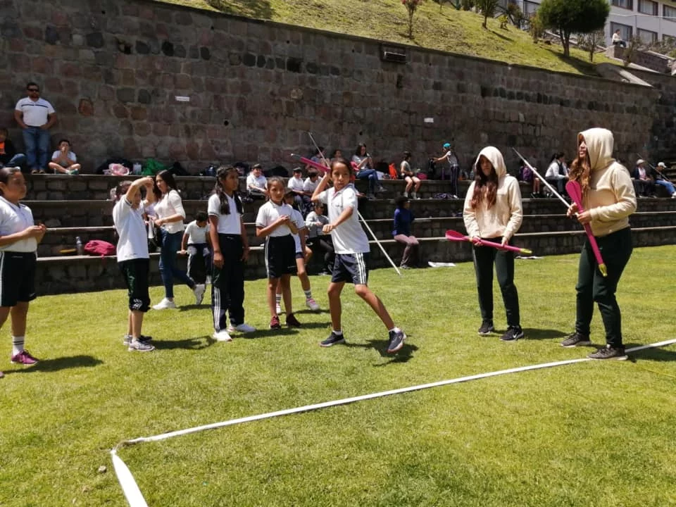 Colegio Ludoteca (Quito)