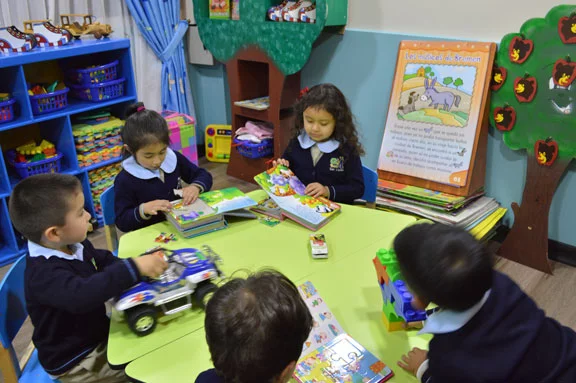Unidad Educativa San Martín (Quito)