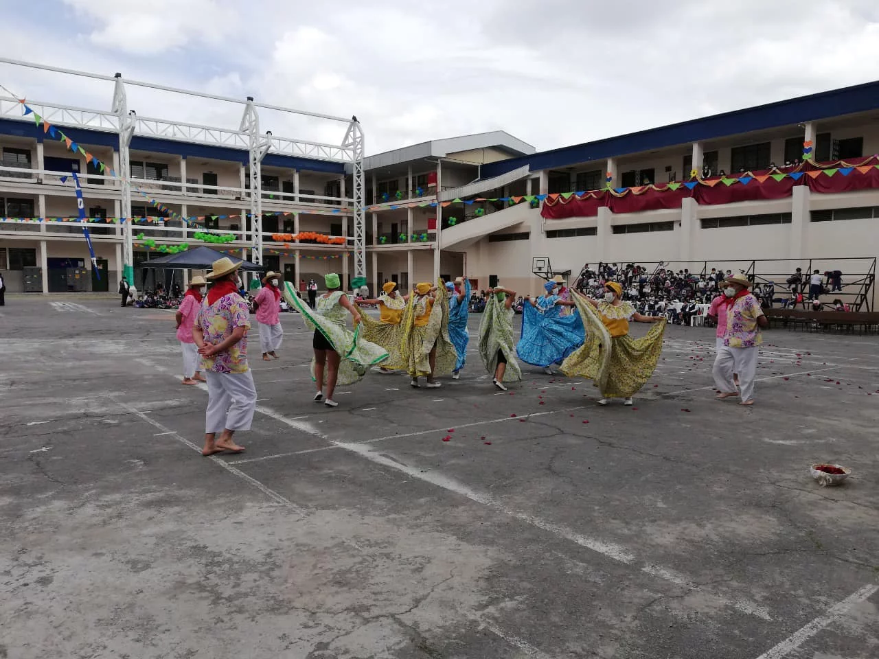 Unidad Educativa Sagrados Corazones De Rumipamba (Quito)