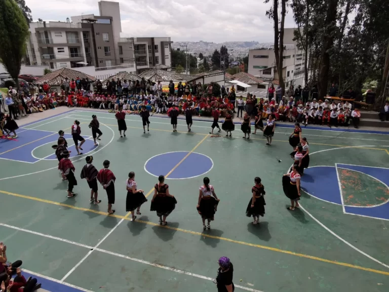 Colegio Séneca (Quito)