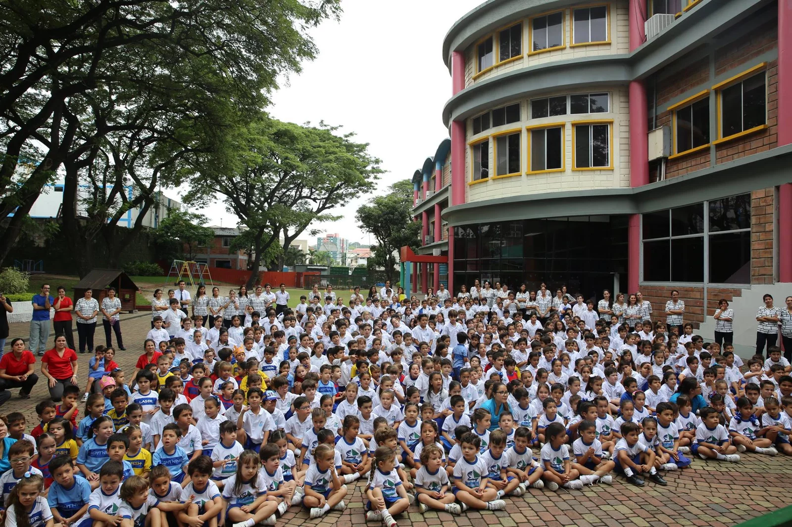 Centro Educativo Balandra Cruz del Sur (Guayaquil)