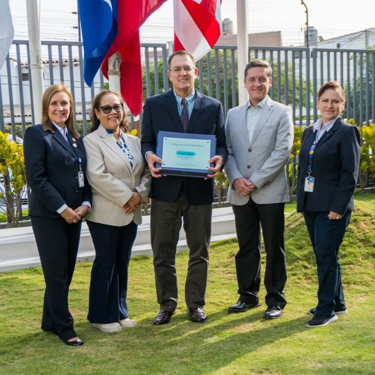 Colegio San Ignacio de Recalde Lima: educación bilingüe con acreditación Cambridge